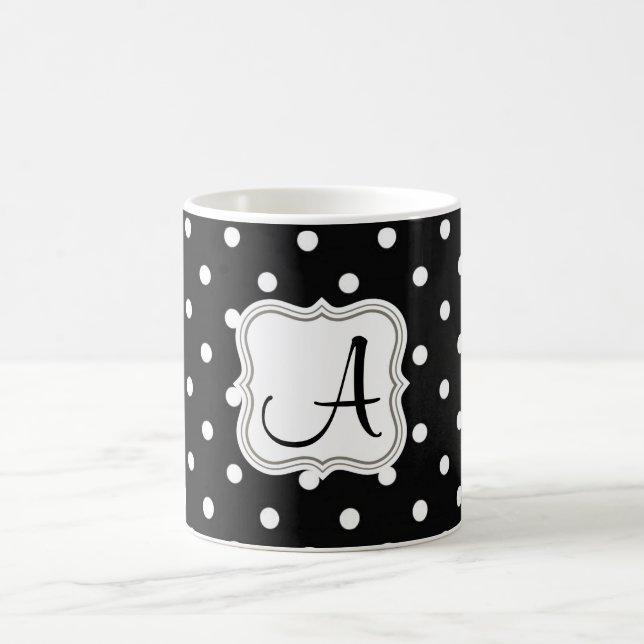 Elegante schwarze Polka-Punkte mit Monogramm Anfan Kaffeetasse (Mittel)