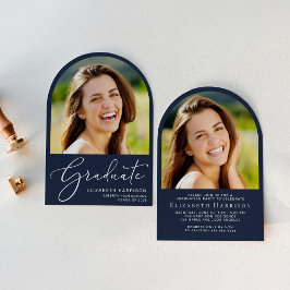 Elegante Script Arch Foto Blue Graduation Party Einladung