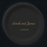 Elegante Script Black and Gold Wedding Party Pappteller<br><div class="desc">Elegantes Script Gold Wedding Verlobung Paper Plate</div>