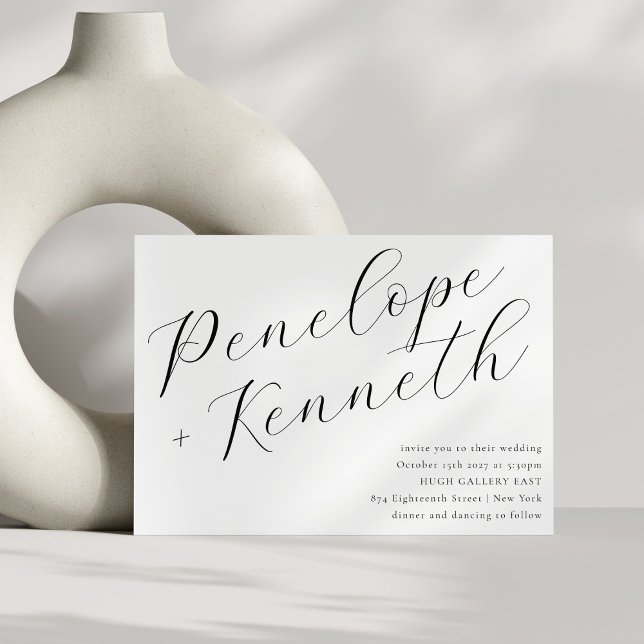 Elegante Script Calligraphy Stilvolle White Weddin Einladung (Von Creator hochgeladen)