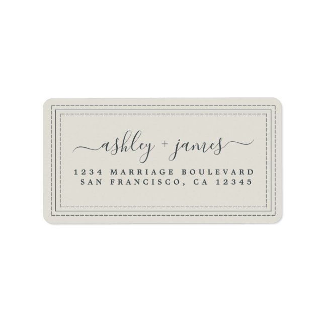 Elegante Script Gray Wedding Rücksendeadresse Adressaufkleber (Vorne)