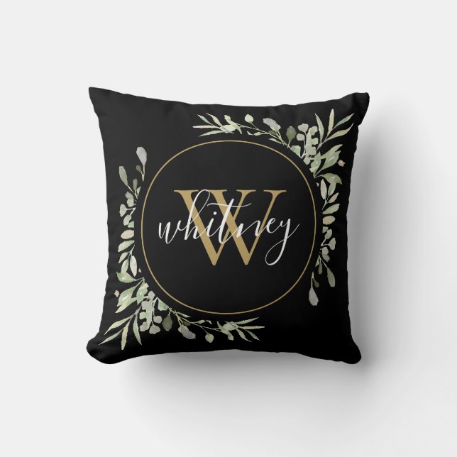 Elegante Script Greenery Gold Monogram Black Kissen (Vorderseite)