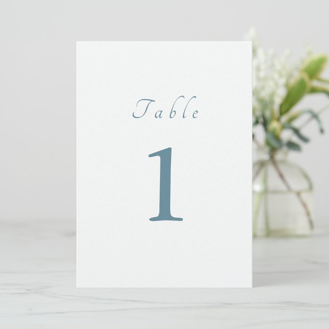 Elegante Script Minimal Blue Wedding Tischnummer (Von Creator hochgeladen)