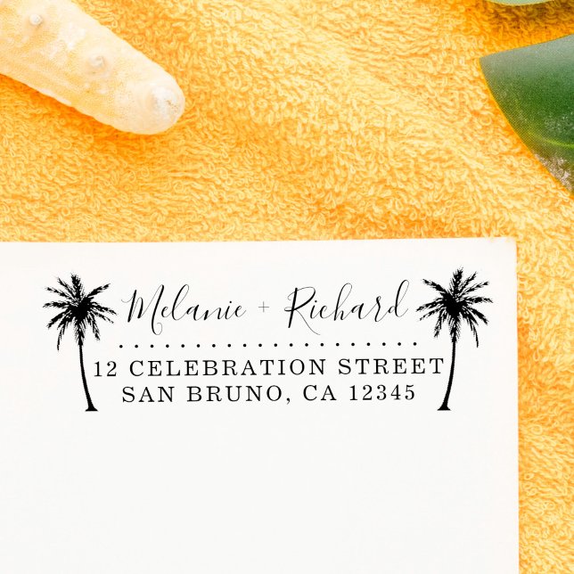 Elegante Script & Palm Trees Hochzeit-Rücksendeadr Permastempel (Von Creator hochgeladen)