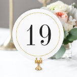 Elegante Shimmer Gold Circle Tischnummer Card<br><div class="desc">Klassische Schwarz-Weiß-Tischnummer auf Ihrer Wahl von Papier mit die Kreis und Imitat goldenen Rahmen. Es stehen auch mehrere Papiertypen,  quadratische oder abgerundete Ecken zur Verfügung.</div>