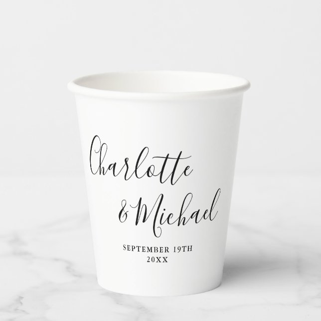 Elegante Signatur-Script Schwarz-Weiß-Hochzeit Pappbecher (Vorderseite)