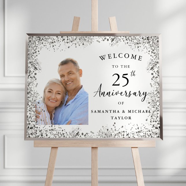 Elegante silberne Willkommensgruß zur 25. Hochzeit Poster (Von Creator hochgeladen)