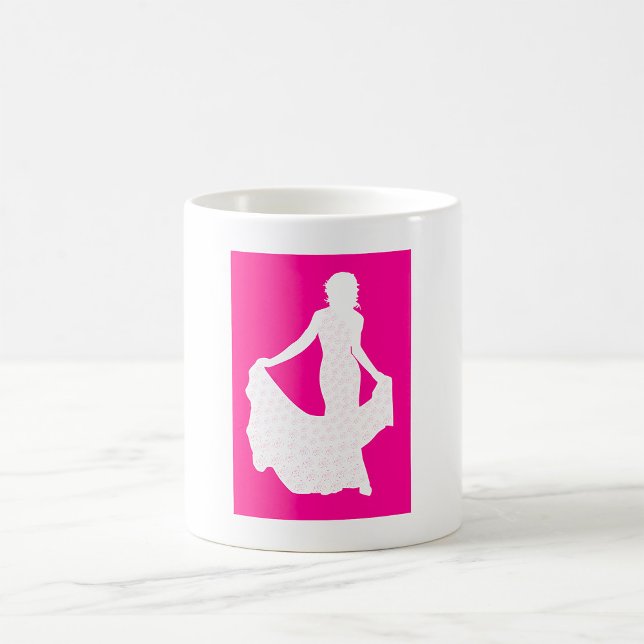 Elegante Silhouette einer Frau in "Flower Gown" Kaffeetasse (Von Creator hochgeladen)