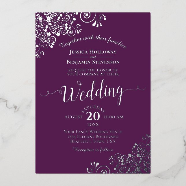 Elegante Silver Curls auf Lila Hochzeit Folieneinladung (Vorderseite)