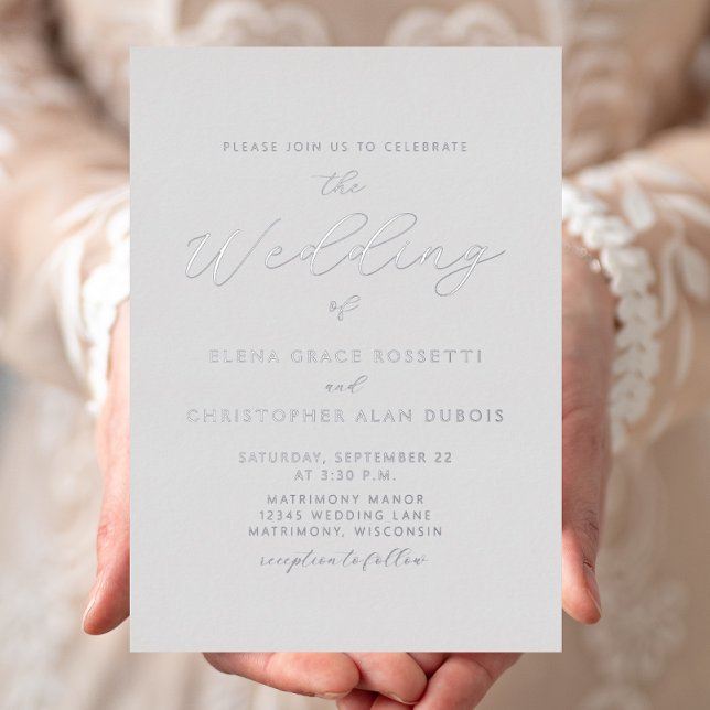 Elegante Silver Script Gray Wedding Folieneinladung (Von Creator hochgeladen)