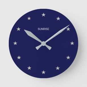 Elegante Sonnenaufgangsstars auf Navy Blue Runde Wanduhr