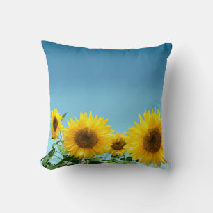 Elegante Sonnenblumen auf Sky Blue Shades Kissen