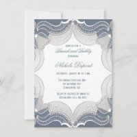 Elegante Spitze auf blauem Hochzeitsbrunch & Sekt