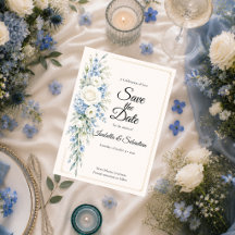 Elegante staubblaue florale romantische Hochzeit
