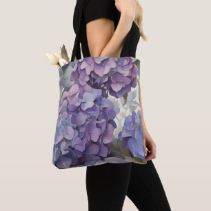 Elegante, staubige, lila Hydrangeas