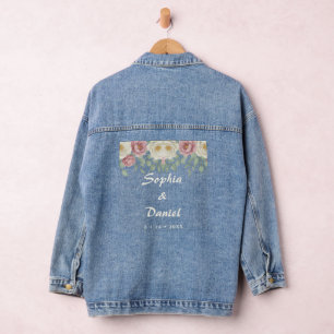 Elegante, staubige Rosen-Pfingstrosen-Blumenhochze Jeansjacke