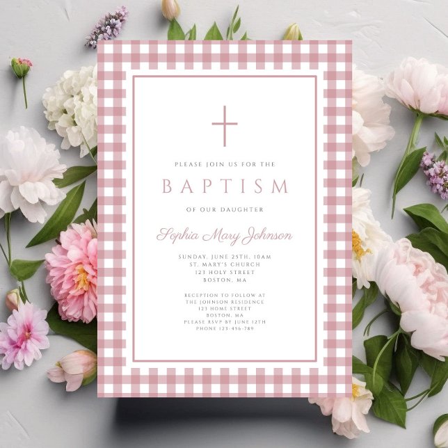 Elegante Staubrosa Gingham Mädchen Taufe Einladung (Elegant Dusty Pink Gingham Girl Baptism Invitation)