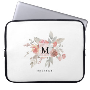 Elegante Staubrosa Graue Blumenmonogramm Laptopschutzhülle