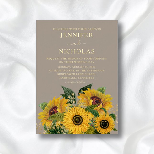 Elegante Taupe Floral Wedding Gold Folieneinladung (Von Creator hochgeladen)