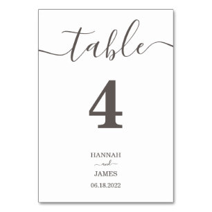Elegante Taupe-Grau-Typografie-Kalligrafie-Hochzei Tischnummer