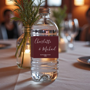 Elegante tiefburgunder Schrift Minimalistische Hoc Wasserflaschenetikett