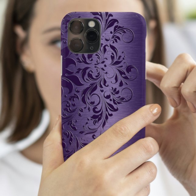 Elegante tiefe Lila Blumenspitze Lila Case-Mate iPhone Hülle (Von Creator hochgeladen)