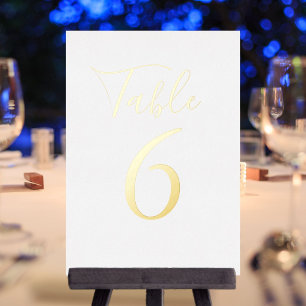 Elegante Tischnummern mit Goldfolie in Schreibschr