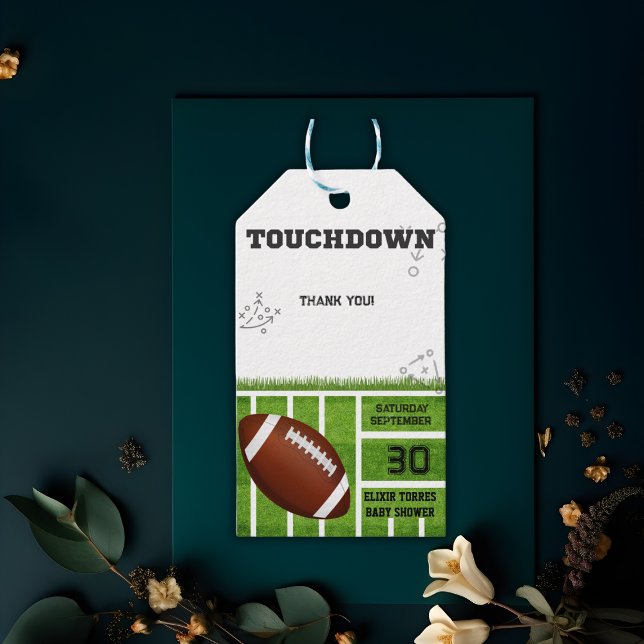 Elegante Touchdown Football Baby Shower Geschenkanhänger (Von Creator hochgeladen)