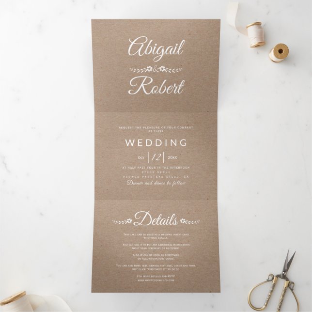 Elegante Typografie Kraftpapier rustikale Hochzeit Dreifach Gefaltete Einladung (Innenseite)