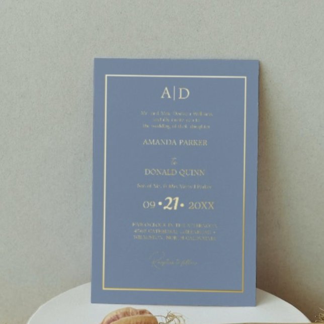 Elegante und romantische Dusty Blue Monogram Weddi Folieneinladung (Von Creator hochgeladen)