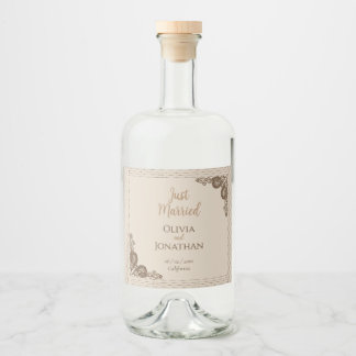 Elegante verzierte Hochzeit in Beige Alkoholflaschenetikett