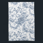 Elegante Vintage französische Stickereitoilette Geschirrtuch<br><div class="desc">Elegantes und verziertes Vintag-weiß-blaues Jouy-Muster mit exotischen Blume,  Weinreben und Blättern,  die mit Garland und Körben von Rose verwoben sind. Dieses Muster wurde um 1910 in der Smithsonian-Sammlung aus einem historischen französischen Textilfragment adaptiert. Muster sind hoch,  können aber nicht gekachelt werden.</div>