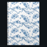 Elegante Vintage, gravierte blaue Rose und Ribbons Notizblock<br><div class="desc">Elegant und romantisch blau eingeprägte Vintage Rose,  Blume,  Weinberge,  Blätter und Schmetterlinge mit Bändern und Bögen verwoben auf einem weißen Hintergrund.</div>