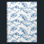 Elegante Vintage, gravierte blaue Rose und Ribbons Notizblock<br><div class="desc">Elegant und romantisch blau eingeprägte Vintage Rose,  Blume,  Weinberge,  Blätter und Schmetterlinge mit Bändern und Bögen verwoben auf einem weißen Hintergrund.</div>