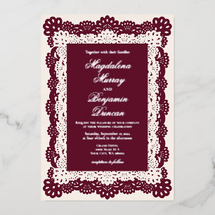 Elegante Vintage-Hochzeit mit Burgunderrot und Elf Folieneinladung