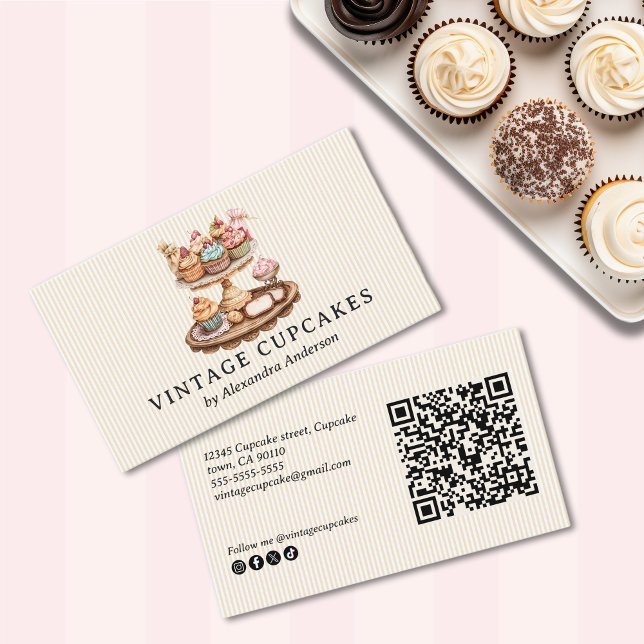 Elegante Vintage Konditorei Visitenkarte (Elegant Vintage Cupcake Pastry Business Card)