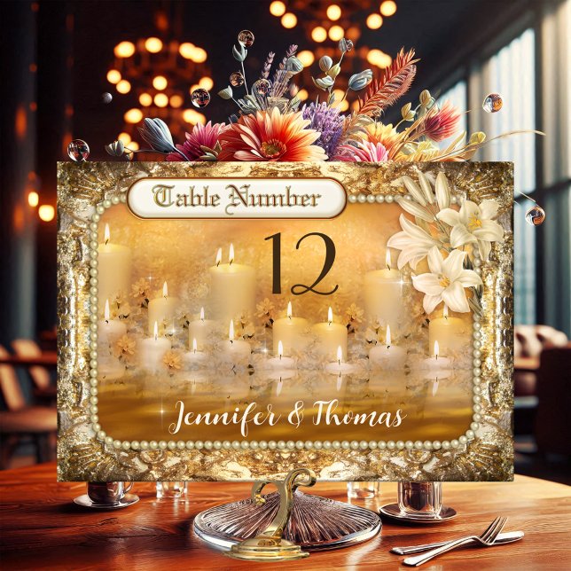 Elegante Vintage Zweifler-Tischnummer Tischnummer (Romantic table number card in vintage style with floating candles and flowers)