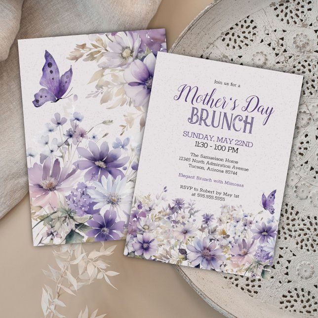 Elegante Violet Wildblumen Muttertagsbrunch Einladung (Modern elegant purple wildflowers and butterfly Mother's Day brunch luncheon or event invitations)