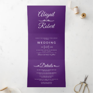 Elegante violette lila Typografie Foto Hochzeit Dreifach Gefaltete Einladung