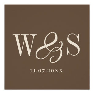 Elegante warme braune Paarinitialen Hochzeit Poster
