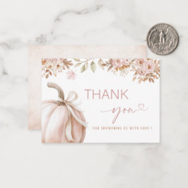 Elegante Wasserfarbe Ein süßer Kürbis ist auf der Mitteilungskarte