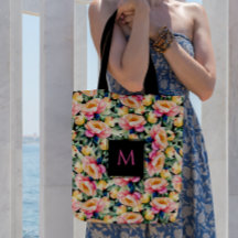 Elegante Wasserfarbenpeony auf Schwarz Monogram