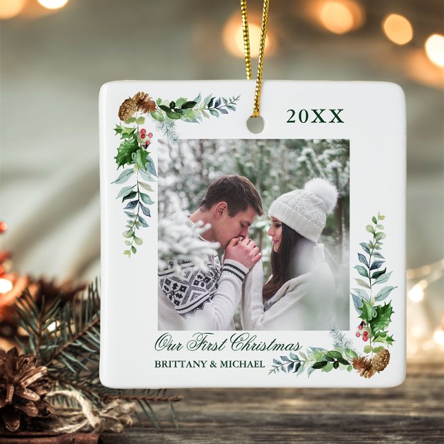 Elegante Watercolor Pine Couple First Christmas Keramikornament (Customize to change text color, style or size.)