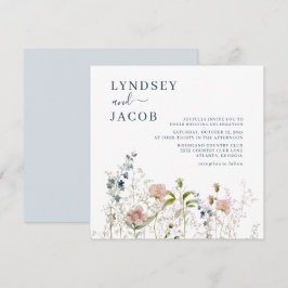 Elegante Watercolor Wildblumen Dusty Blue Wedding Einladung