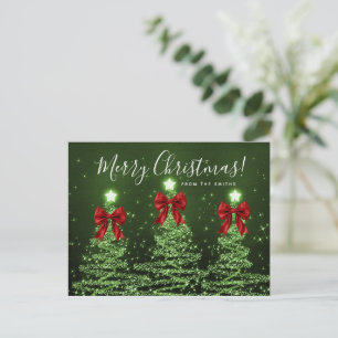 Elegante Weihnachtsbäume mit roten Schleifen Postkarte