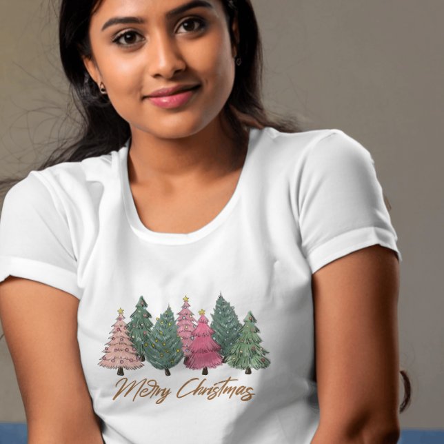 Elegante Weihnachtsbaumen frohe Weihnachten T-Shirt (Von Creator hochgeladen)