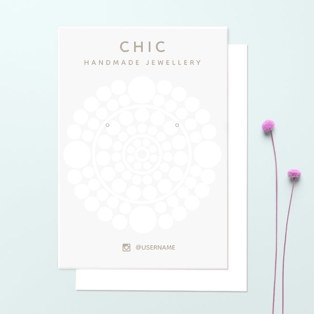 Elegante weiße Circle Motif Earring Display Card (Von Creator hochgeladen)