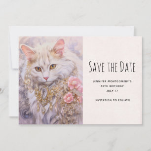 Elegante weiße Katze in Gold- und Diamantenschmuck Save The Date
