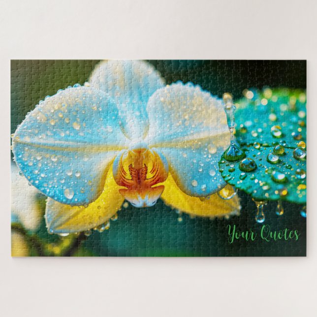 Elegante weiße Orchidee mit Wassertropfen Botanik Puzzle (Horizontal)