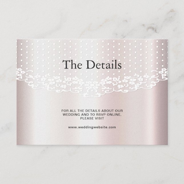 Elegante weiße Spitzen-Detailkarte Begleitkarte (Vorderseite)